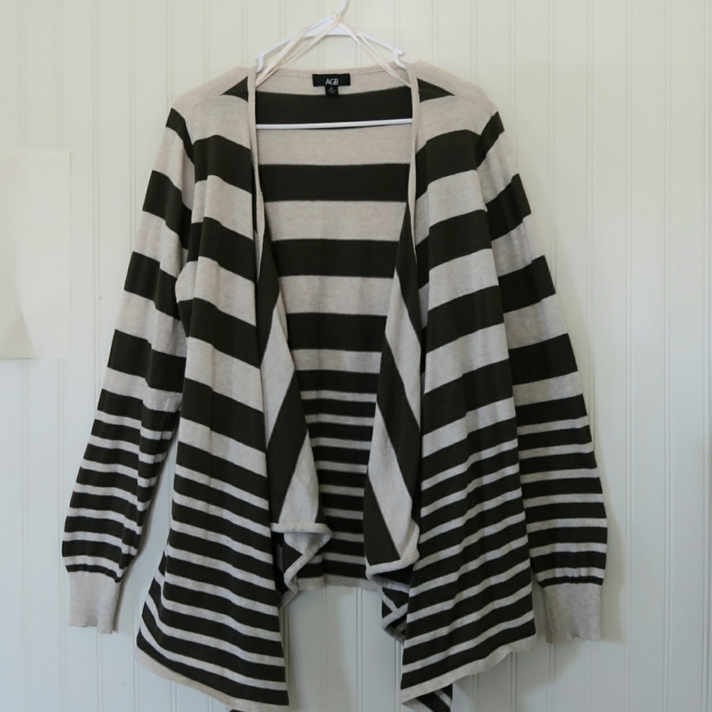 AGB Macys XL Cardigan Long Line Green And Beige Stripe Women's Comfy Casual